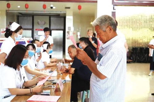 弘揚國粹，服務百姓——XX縣中醫院開展中醫藥法宣傳暨義診活動